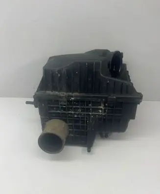 Renault Master III Air filter box 8200824914 8200751534 70345275