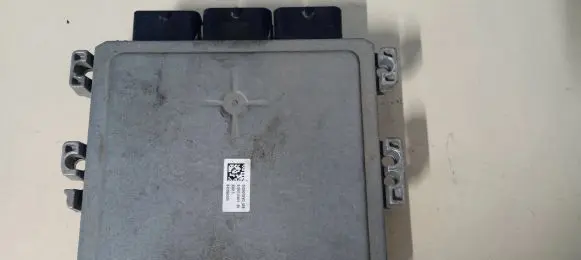 Peugeot 508 Engine control unit/module 9804127280
