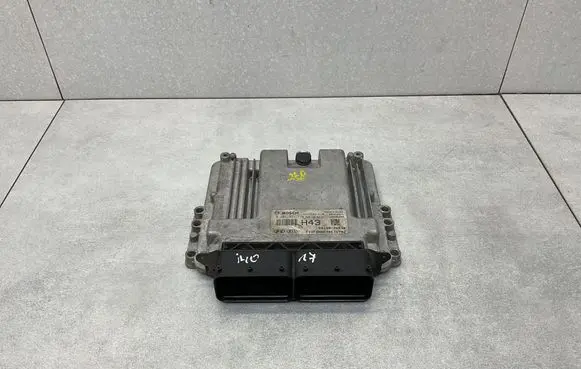 Hyundai i40 Engine control unit/module 391402A530 0281031716