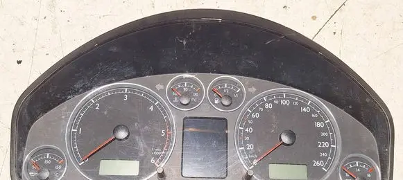 Volkswagen Sharan Speedometer (instrument cluster) 7M3920840N 2611030443 YM2110849ADD