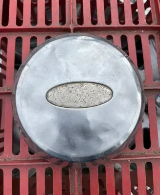 Ford Escort Original wheel cap 81AB1130AA 4506