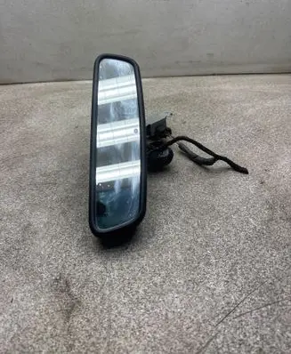 Rear view mirror (interior)