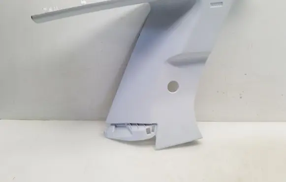 (D)pillar trim (top)