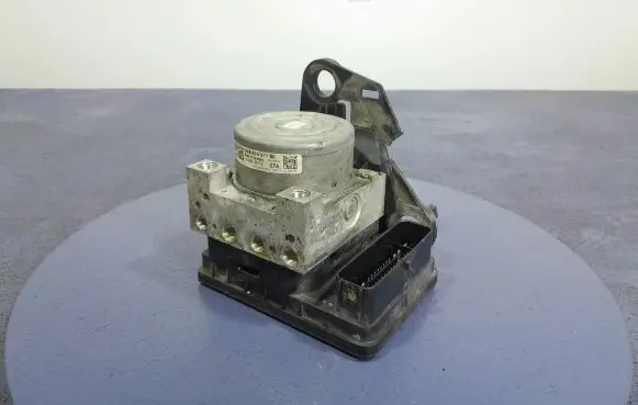 Skoda Octavia Mk4 ABS Pump 5WA614517BE