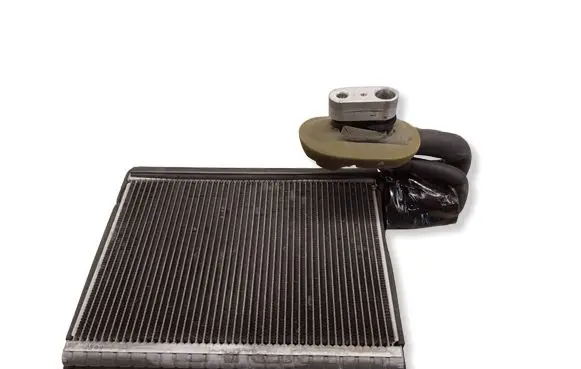 Land Rover Discovery 3 - LR3 Air conditioning (A/C) radiator (interior) 