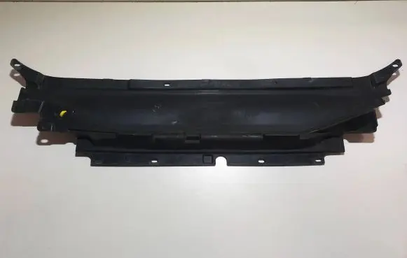 Radiator trim