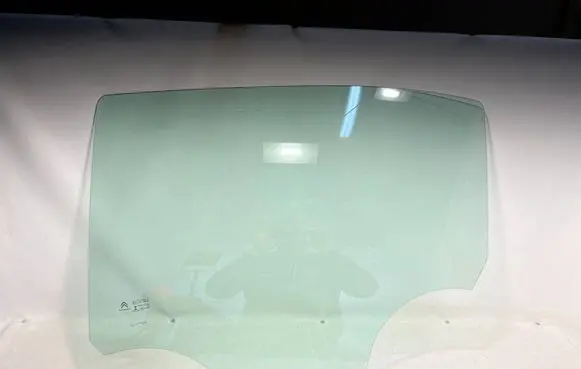 Citroen C3 Rear door window glass SZYBAC3III