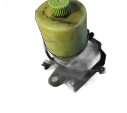 Volkswagen Polo IV 9N3 Power steering pump