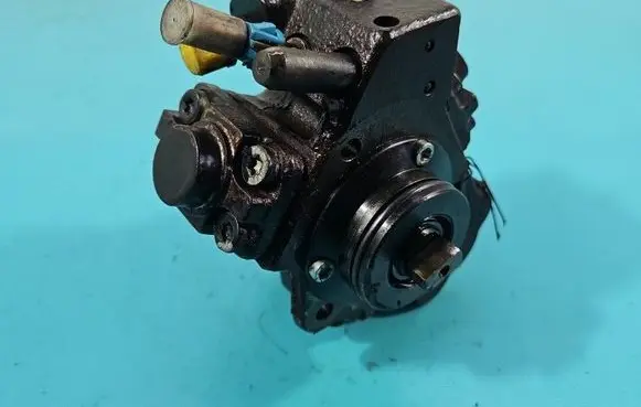 Opel Astra H Fuel injection high pressure pump 0445010157 IMPRK1516556