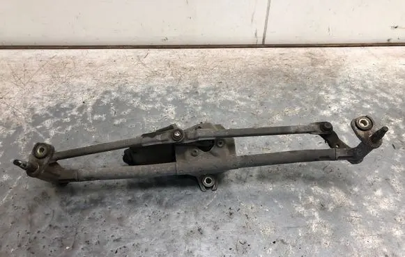 Front wiper linkage and motor