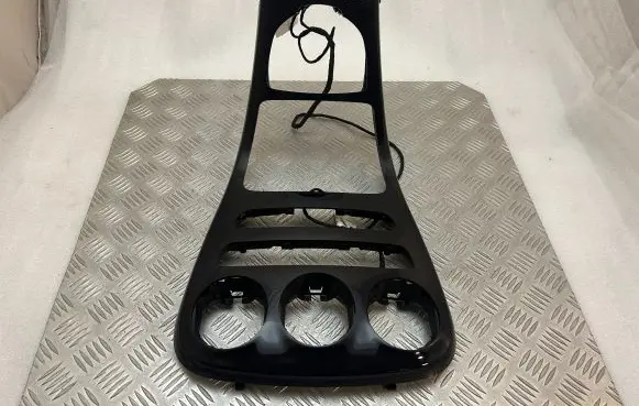 Mercedes-Benz C W205 Climate control/heater control trim A2056803208