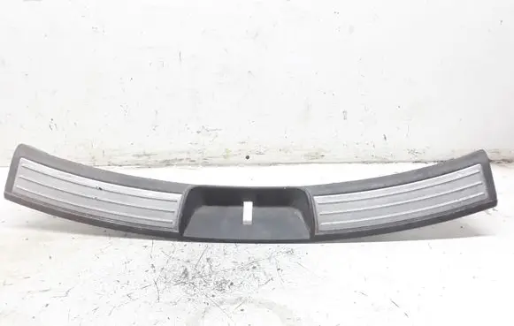 Chrysler Pacifica Trunk/boot sill cover protection