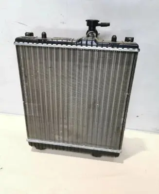 Opel Agila A Coolant radiator TH042N34 D7X018TT