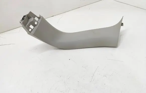 Renault Espace V (RFC) Tailgate trim 909025261R