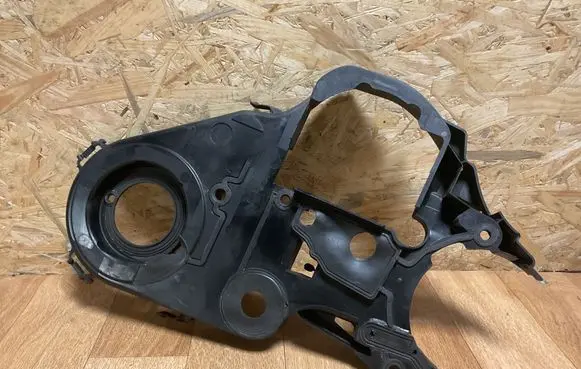 Volvo V70 Timing belt guard (cover) 8631626 1335