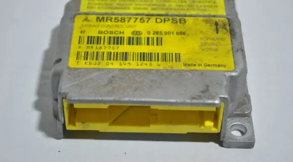 Mitsubishi Colt Airbag control unit/module 0285001686