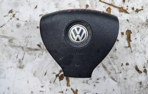 Volkswagen Caddy Steering wheel airbag 2K0880201E