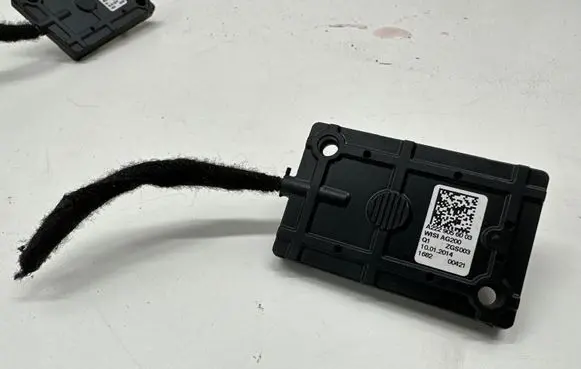Mercedes-Benz S W222 Bluetooth antenna A2229056003 A22290560