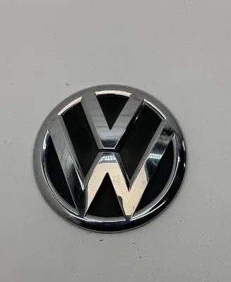 Volkswagen Touran II Manufacturers badge/model letters 1T0853630C