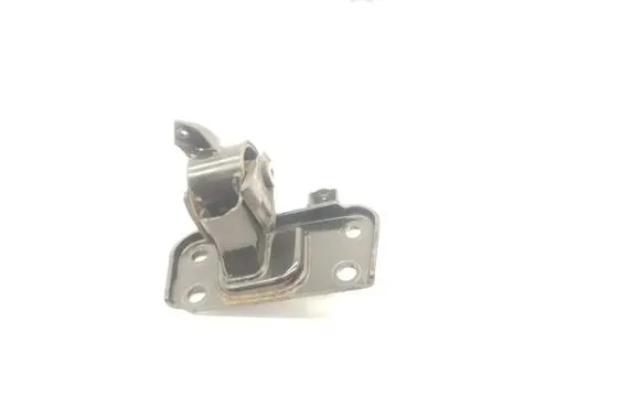 Toyota Auris 150 Gearbox mount AV84685