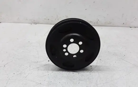 Volkswagen PASSAT B6 Crankshaft pulley 06F105243