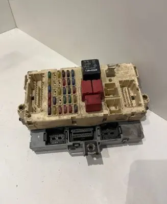 Fiat Stilo Fuse box set 46797609 501208530080 27YEZBYJBB