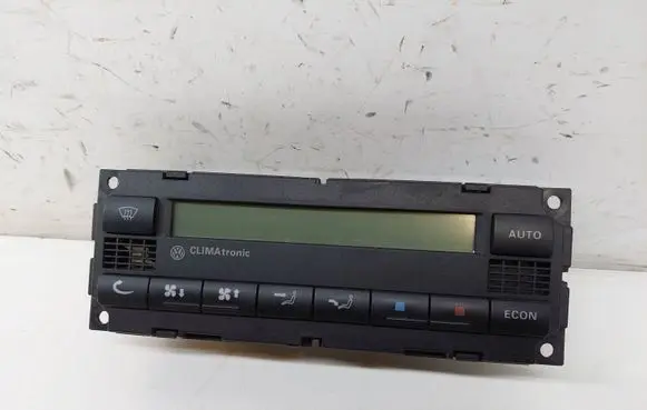 Volkswagen PASSAT B5.5 Climate control unit 6013966