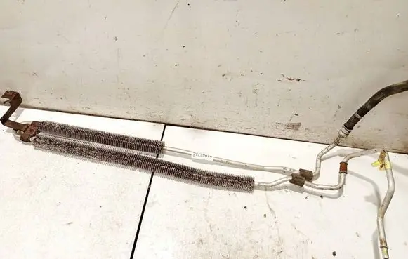 Volvo XC70 Power steering radiator 