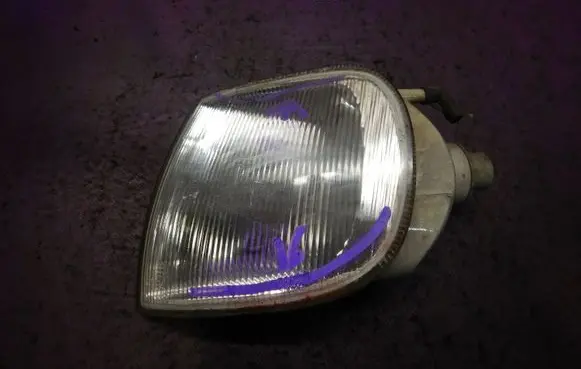 Volkswagen Polo III 6N 6N2 6NF Front indicator light