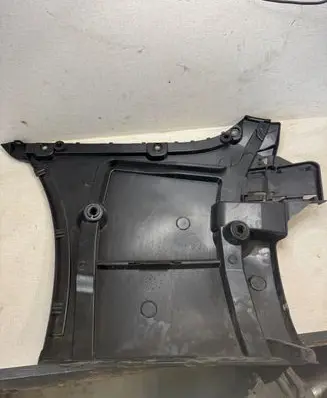 BMW 5 G30 G31 Rear bumper mounting bracket 8066722 1754011