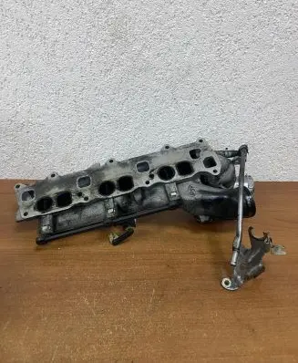 Mercedes-Benz E W211 Intake manifold LF00051 E1549