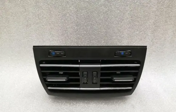BMW 7 F01 F02 F03 F04 Rear air vent grill 9118249