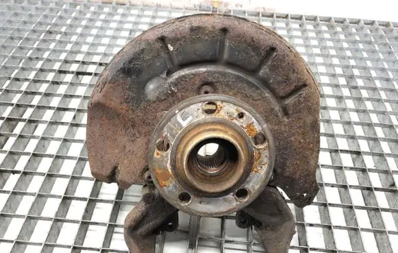 Seat Ibiza IV (6J,6P) Front wheel hub spindle knuckle 