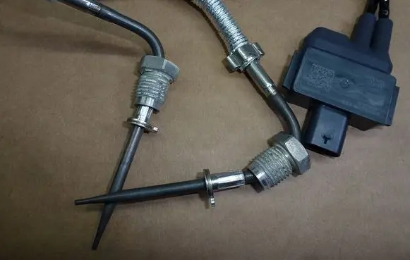 Mercedes-Benz AMG GT C192 Exhaust gas temperature sensor A0009058615002