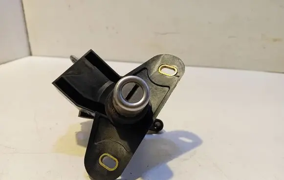 Opel Astra G Tailgate exterior lock 