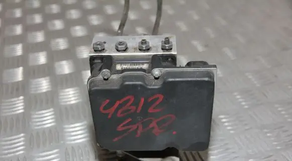 Mercedes-Benz Sprinter W906 ABS Pump 0265251367 A0074314212 0074314212
