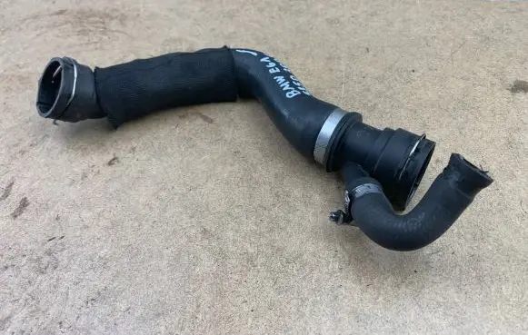 BMW 5 E60 E61 Engine coolant pipe/hose 7792321 17127792321