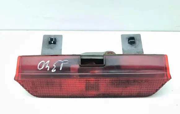 Toyota RAV 4 (XA20) Third/center stoplight