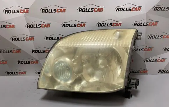 Nissan X-Trail T30 Headlight/headlamp