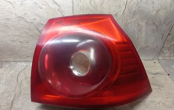 Volkswagen Golf V Rear/tail lights 1K6945096E