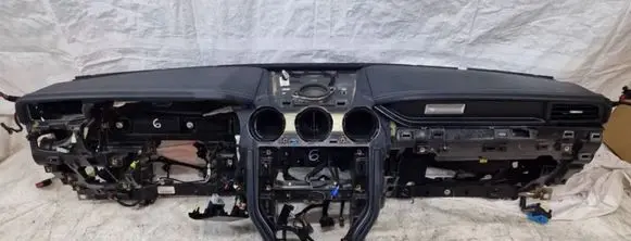 Ford Mustang VI Dashboard 