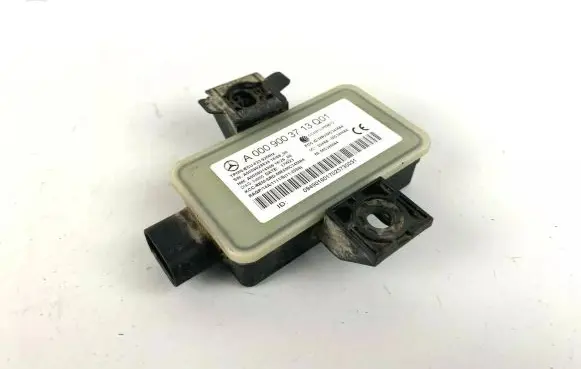 Mercedes-Benz C W205 Tire pressure control unit A0009003713