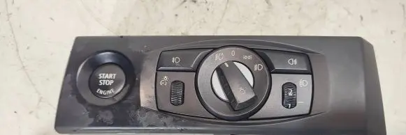 BMW 5 E60 E61 Light switch 6988555 33295101 30081010533522