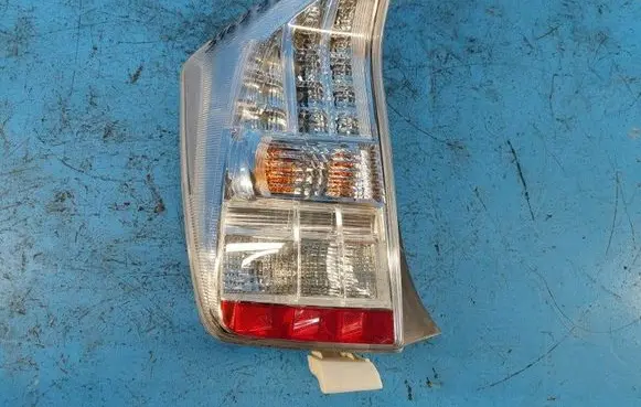 Toyota Prius (XW30) Boot/trunk interior light 8156147120