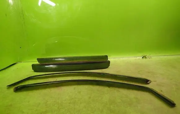 Toyota RAV 4 (XA30) Front door wind deflector