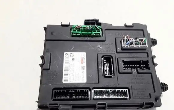 Renault Kadjar Comfort/convenience module 284b15533r 17302663211733