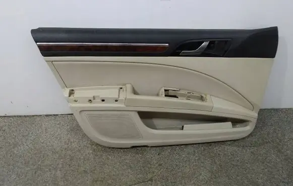 Front door card panel trim
