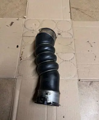Opel Meriva B Intercooler hose/pipe 13267226