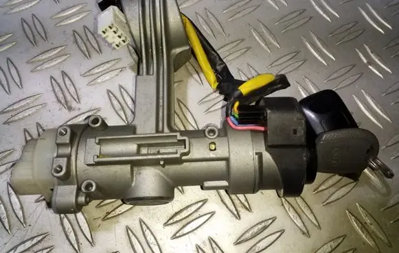 KIA Sportage Steering wheel lock 060220 0827 BBX