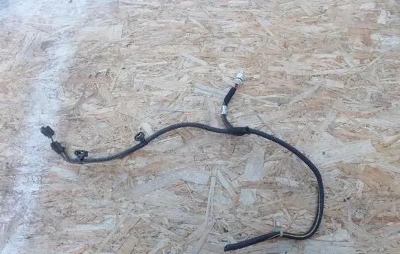 Opel Corsa D Rear ABS sensor wiring 